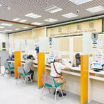 明年政府續深化公共行政改革 特首澄清：不存在裁員減薪降職