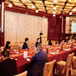 支持政府不缺位監督政府不越位 張永春冀與政府加強良性互動