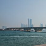 碧海架橋連絲路 阿聯酋阿布扎比跨海橋項目竣工通車