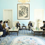 岑浩輝與中國駐葡萄牙大使楊義瑞會面 並拜訪葡國官員交換意見